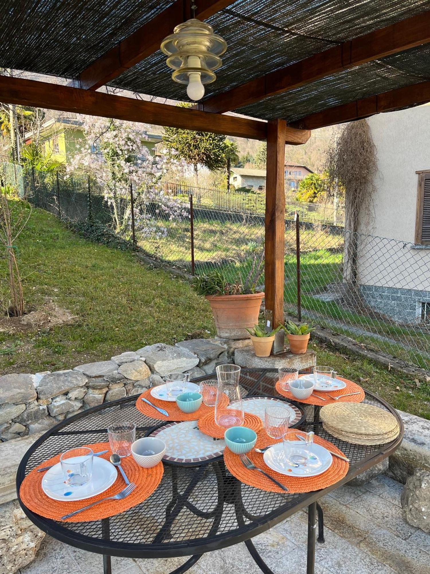 Appartamento Turistico - Via Montenudo Casalzuigno Zewnętrze zdjęcie